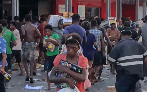 looted pinwy|Papua New Guinea: At least 15 dead after major rioting and .